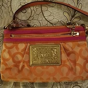 Coach wristlet (Handbag)